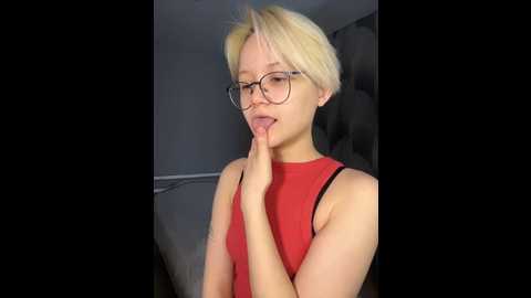 luunadorean @ stripchat on 20260212