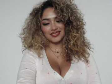 maddy_beluci @ stripchat on 20260212