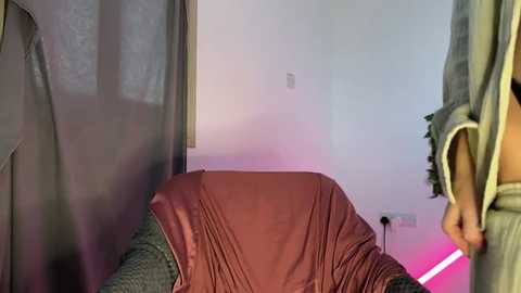 lunas_secrets @ stripchat on 20260213