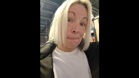 sunny_sin @ stripchat on 20260213