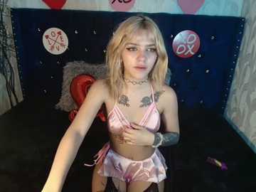 lilytreinolds @ stripchat on 20260214