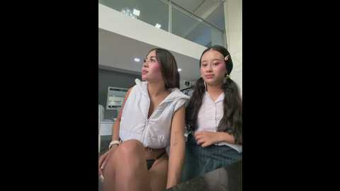 l0lita_emi @ stripchat on 20260216