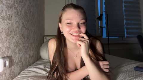 lunamuna_ @ stripchat on 20260216