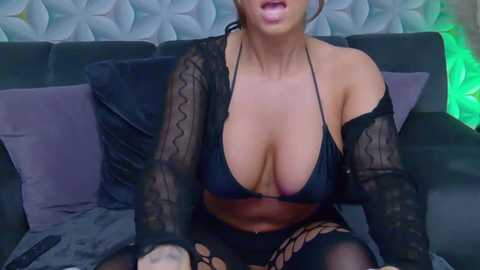 minasvibe @ stripchat on 20260216