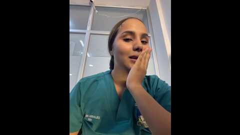 noa_harper_ @ stripchat on 20260217