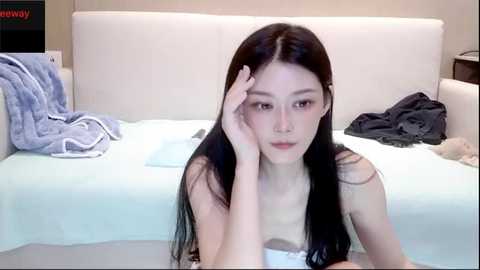 e_ll_a @ stripchat on 20260218