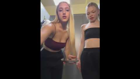 lali_lu @ stripchat on 20260218