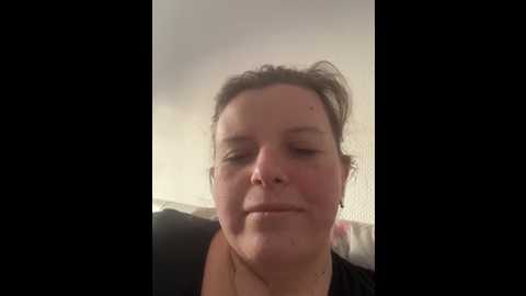 laura_loveyou @ stripchat on 20260219