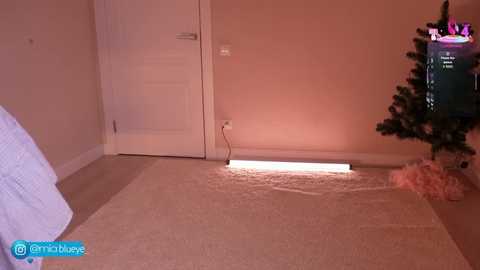 miablueye @ stripchat on 20260219