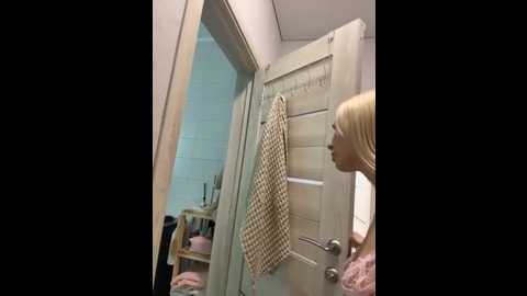 newlale @ stripchat on 20260219