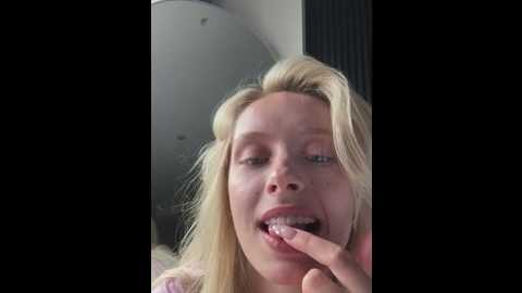 sunnyshiney @ stripchat on 20260219