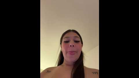 alyshanon18 @ stripchat on 20260220