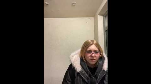 milli_kiss @ stripchat on 20260220