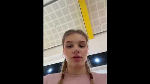 baravisha @ stripchat on 20260221