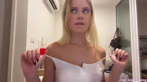 slay_swag @ stripchat on 20260221