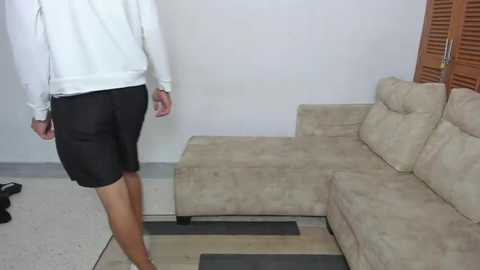 brutal_revolution @ stripchat on 20260222