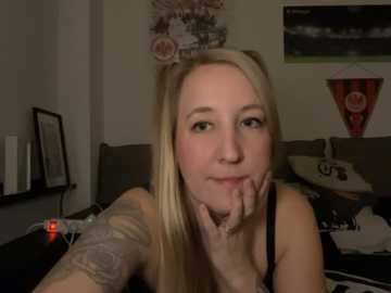 ninimaus @ stripchat on 20260222