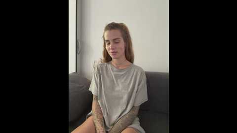 emiliacatalina @ stripchat on 20260223