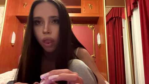 lauramystiq @ stripchat on 20260223