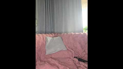 luna_lynn @ stripchat on 20260223