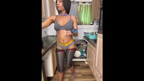shantelsexyyoungmilfie @ stripchat on 20260224