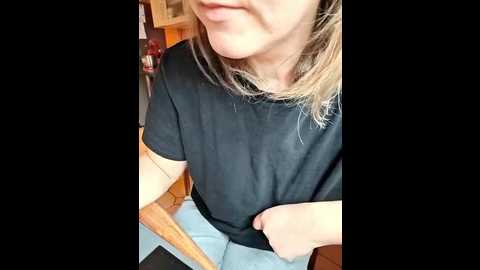 horny_mummy @ stripchat on 20260225