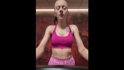 queenadri @ stripchat on 20260225