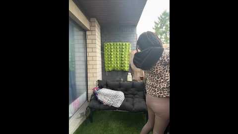 shantelsexyyoungmilfie @ stripchat on 20260225