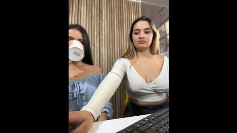 antonella_julieta @ stripchat on 20260226