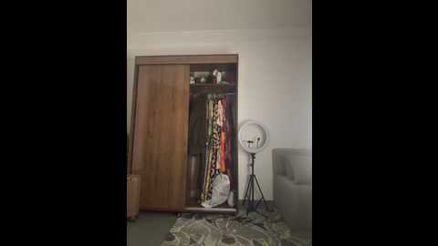 hot_sarah_arab @ stripchat on 20260228