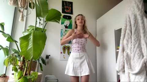 sourmidday @ stripchat on 20260228