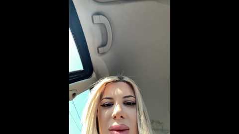 alyssafoxx_ @ stripchat on 20260301