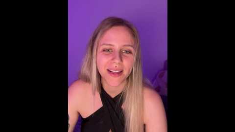 lunawolf21 @ stripchat on 20260301