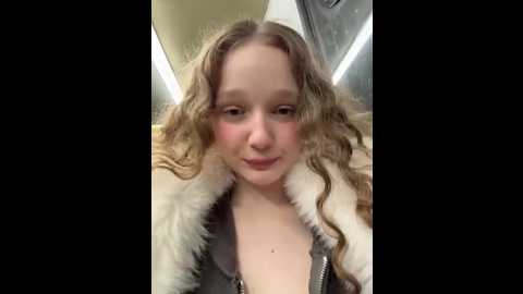 outside_rosy @ stripchat on 20260301