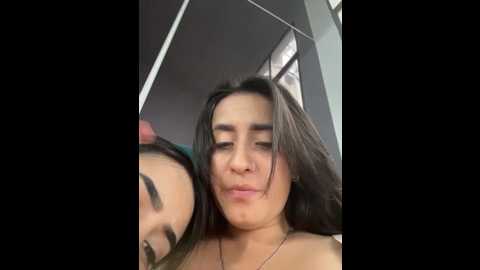 antonella_julieta @ stripchat on 20260302
