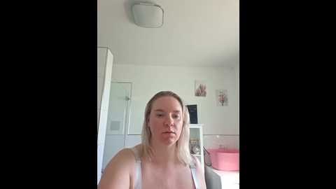 minchenbienchen98 @ stripchat on 20260302