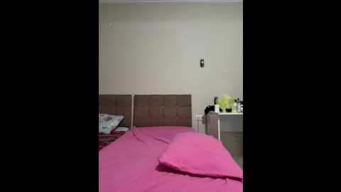 emree_pelinn @ stripchat on 20260303