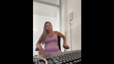 laura_rousee @ stripchat on 20260303