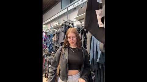 lucy_joy @ stripchat on 20260304