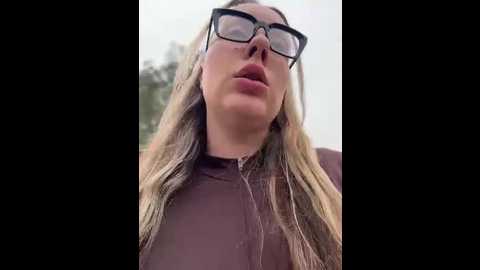 mona_plus @ stripchat on 20260304