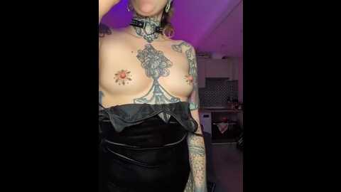 sarahpearlx @ stripchat on 20260304