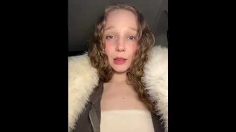 outside_rosy @ stripchat on 20260305