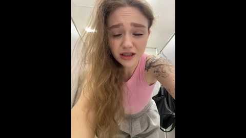 russianwoman @ stripchat on 20260305