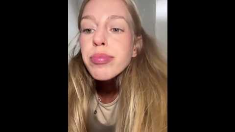 kira_mia @ stripchat on 20260306