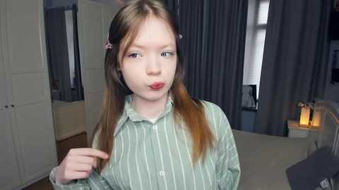 lavendermitten @ stripchat on 20260306