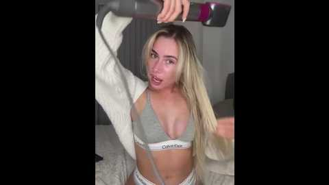 sexysaraxxoo @ stripchat on 20260306