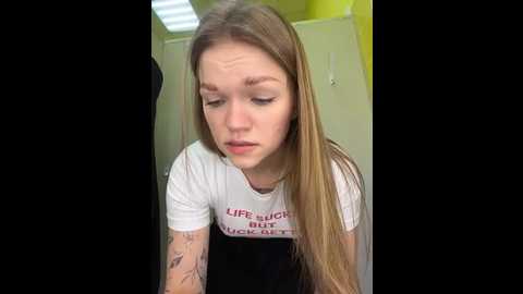 streetsquirt @ stripchat on 20260306