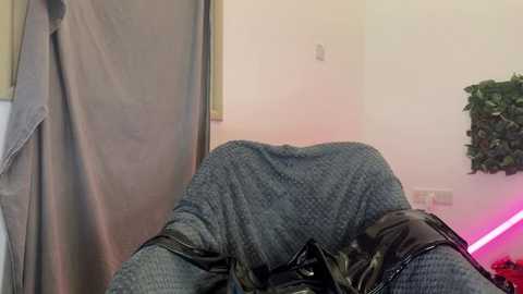 lunas_secrets @ stripchat on 20260307