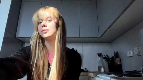 sharilappas @ stripchat on 20260307