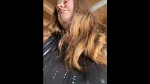 lars_lola @ stripchat on 20260308